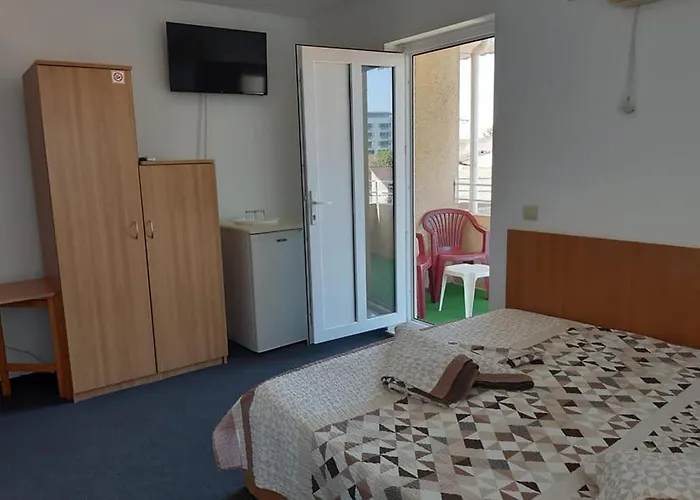 Ema ゲストハウス