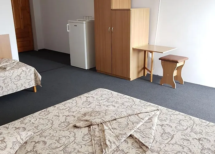 Ema ゲストハウス 3*