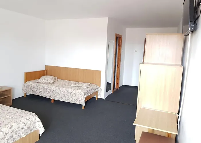 Ema ゲストハウス 3*