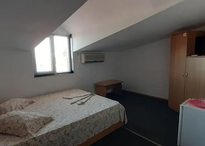 ゲストハウス Ema エフォリエ・ノルド